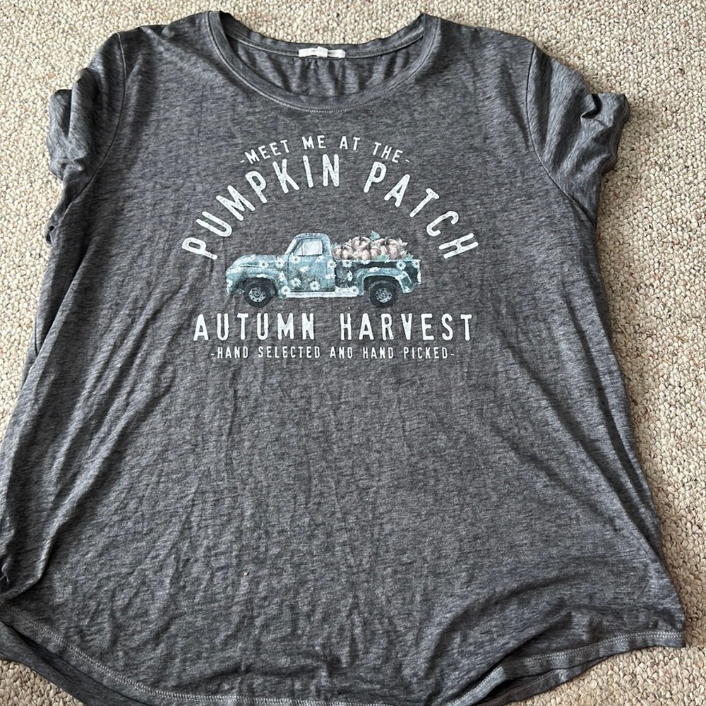 maurices fall graphic